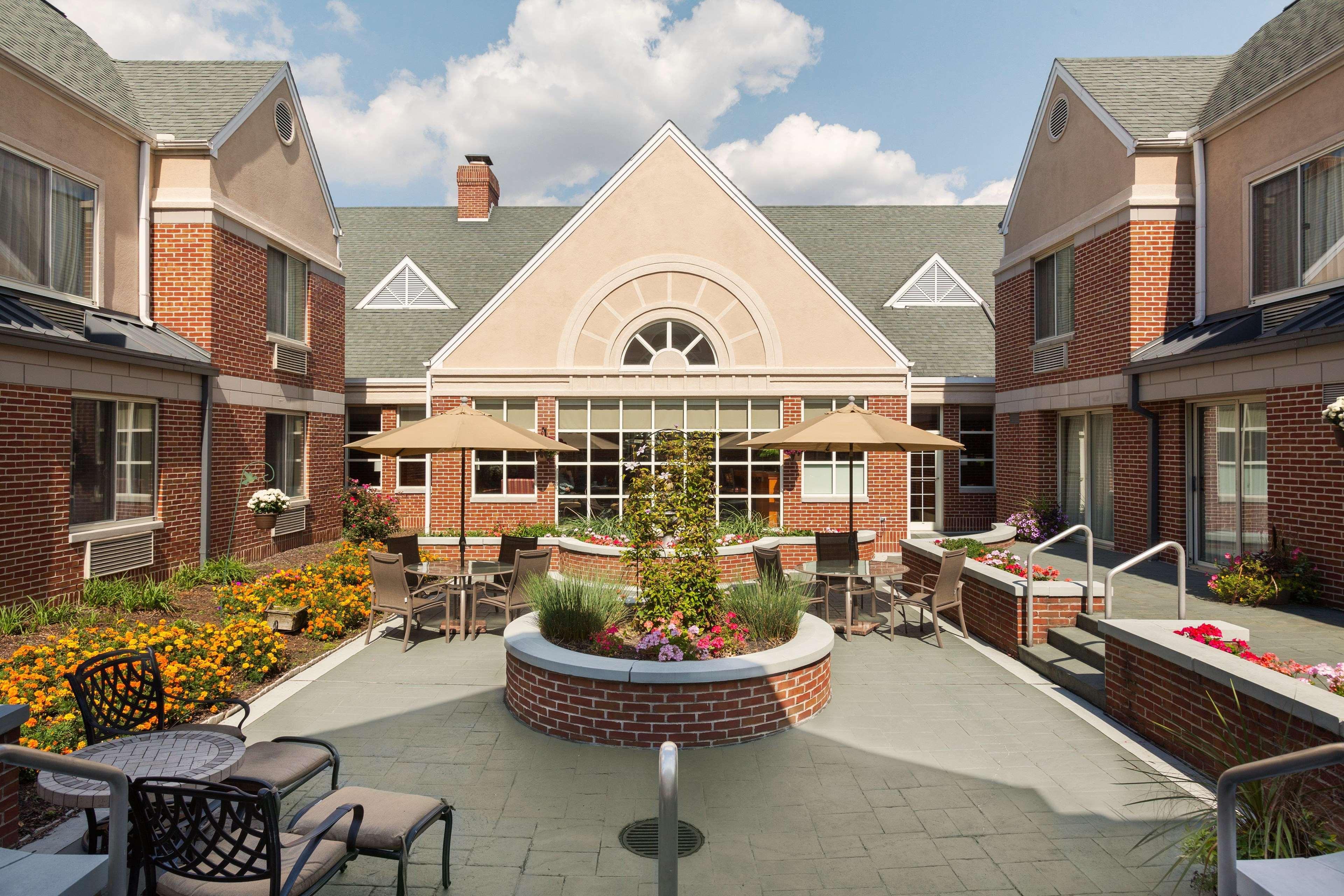 Hilton Garden Inn Lancaster Dış mekan fotoğraf