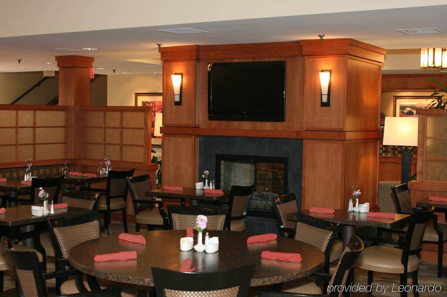 Hilton Garden Inn Lancaster Restoran fotoğraf